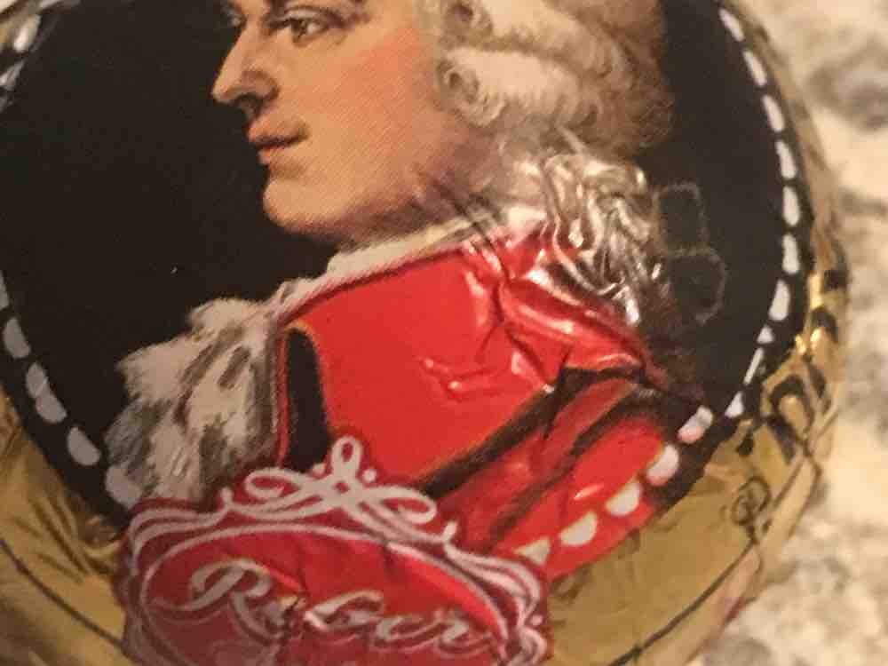 Mozart-Kugel, Zartbitter-Pistazienmarzipan von burghard | Hochgeladen von: burghard Mozart-Kugel, Zartbitter-Pistazienmarzipan von burghard | Hochgeladen von: burghard
