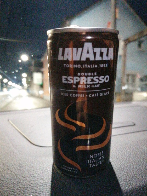 Lavazza double espresso with milk, iced coffee von JohnnyK. | Hochgeladen von: JohnnyK. Lavazza double espresso with milk, iced coffee von JohnnyK. | Hochgeladen von: JohnnyK.