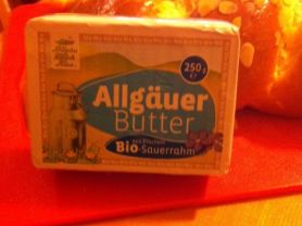 Allgäuer Butter Bio-Sauerrahm | Hochgeladen von: internetobermacker Allgäuer Butter Bio-Sauerrahm | Hochgeladen von: internetobermacker
